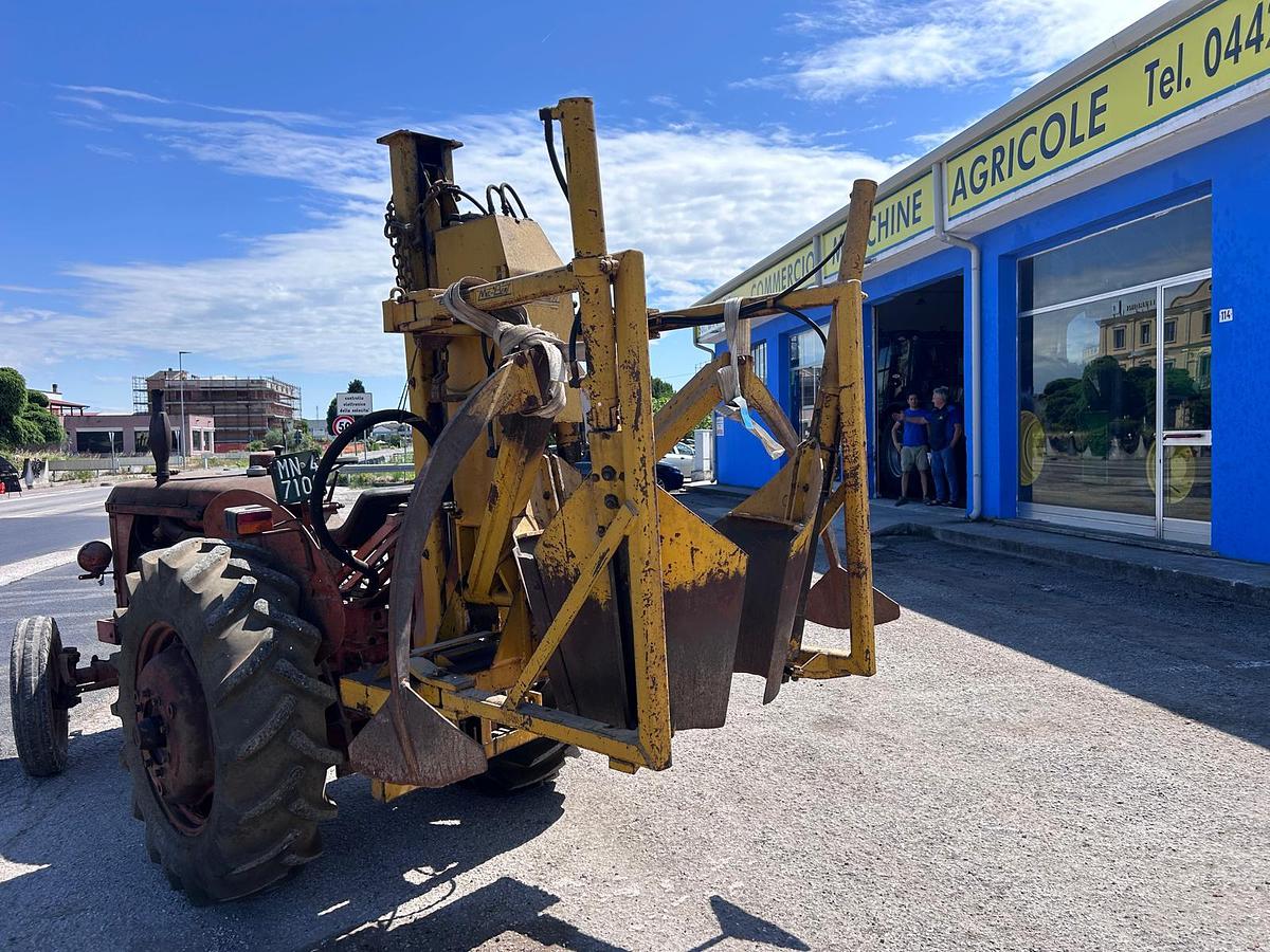 Usato om 35 40 R con zollatrice Mac Bert 650