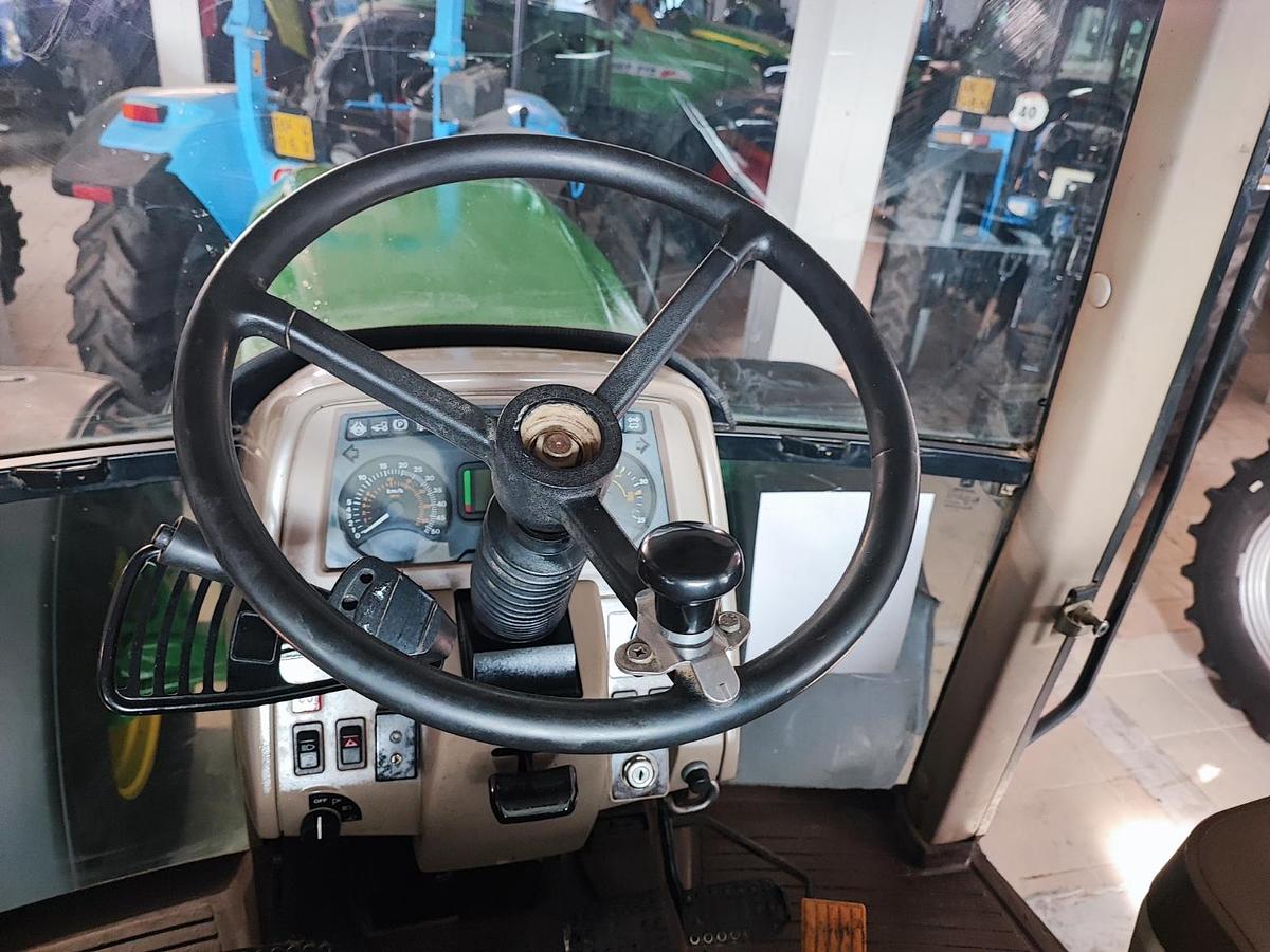 Usato John Deere 6520 SE