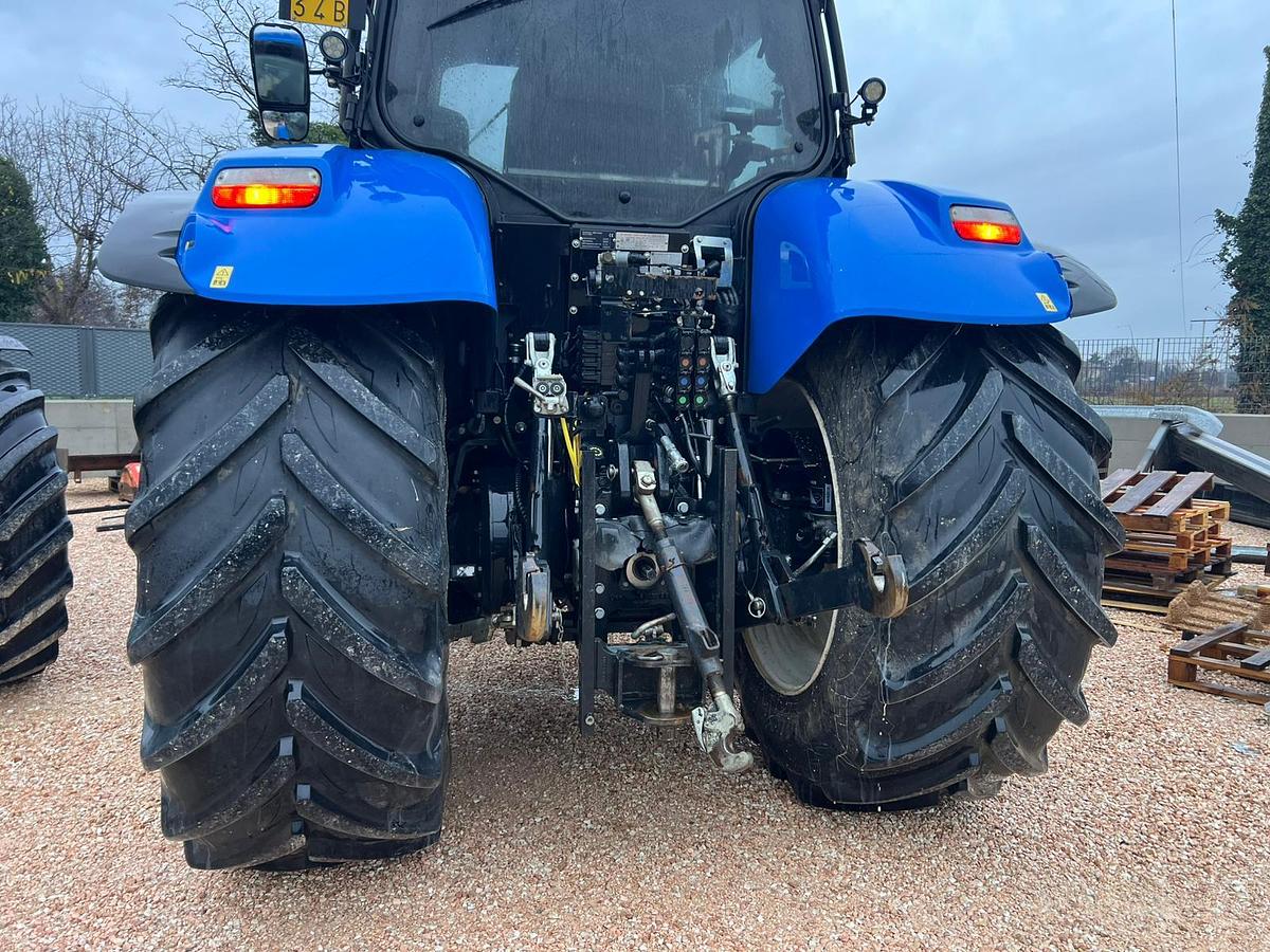 Usato New Holland T 7.210 IN ARRIVO