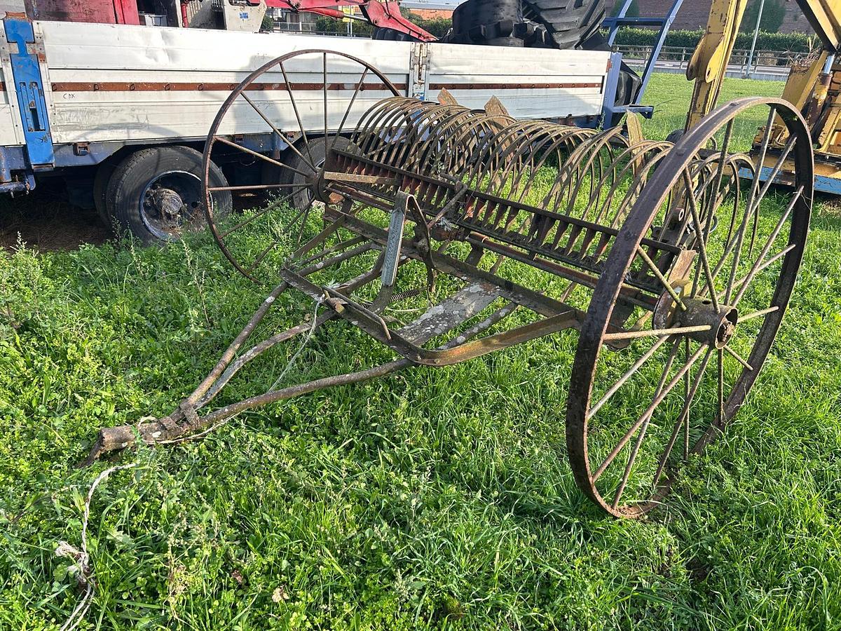 Usato Ranghinatore voltafieno Ceccato trainato