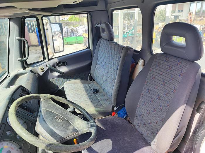 Usato Autocarro Nissan Atleon 120.3