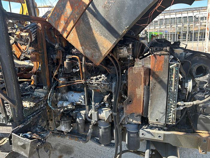 Usato New Holland TL 90 bruciato