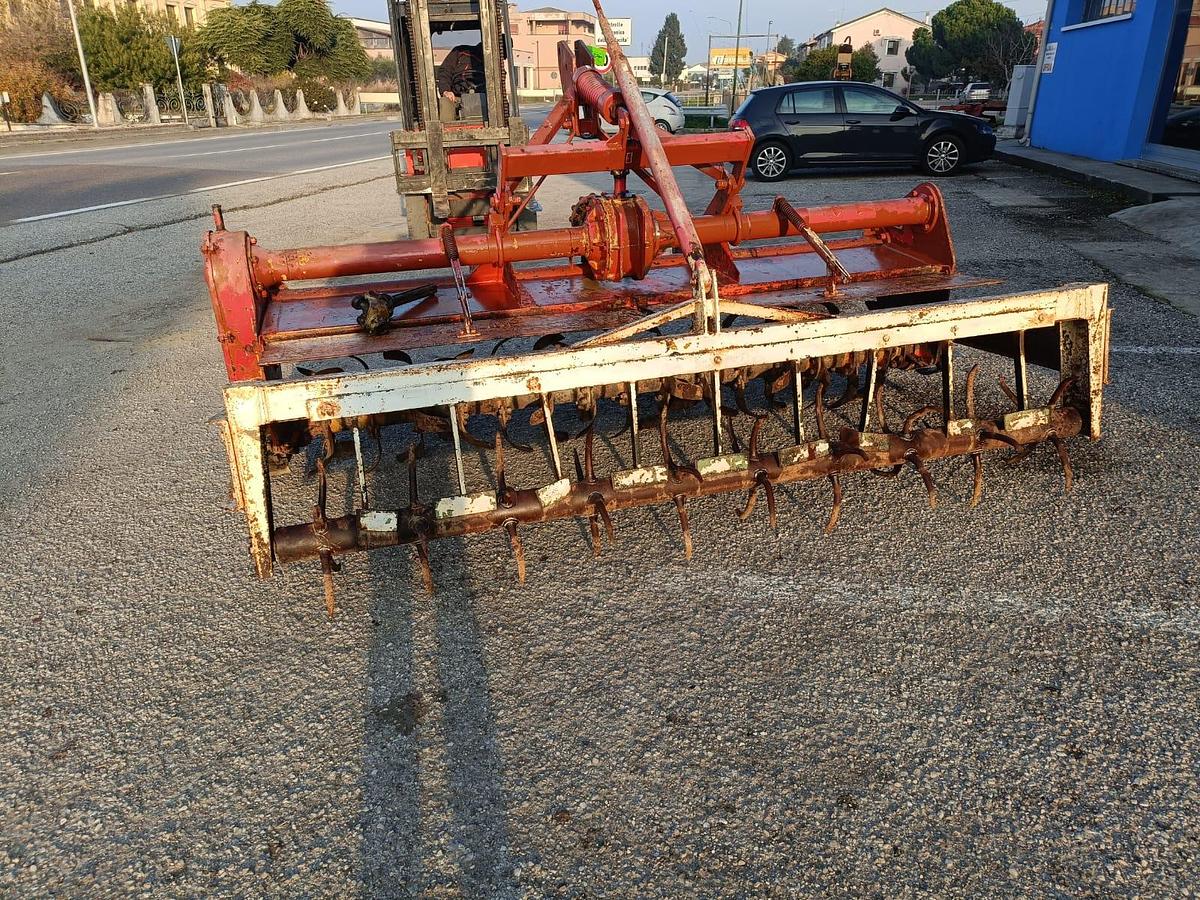 Usato Fresa con rullo a spuntoni da 2,70m
