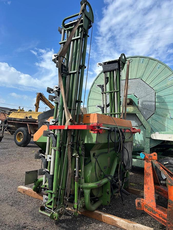 Usato Spandiconcime Amazone Jet 1503- barre idrauliche