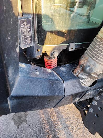 Usato Claas Arion 530 - soll. anteriore - PTO anteriore