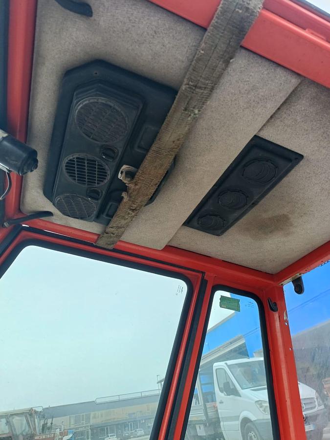 Usato cabina per trattore Goldoni omologata