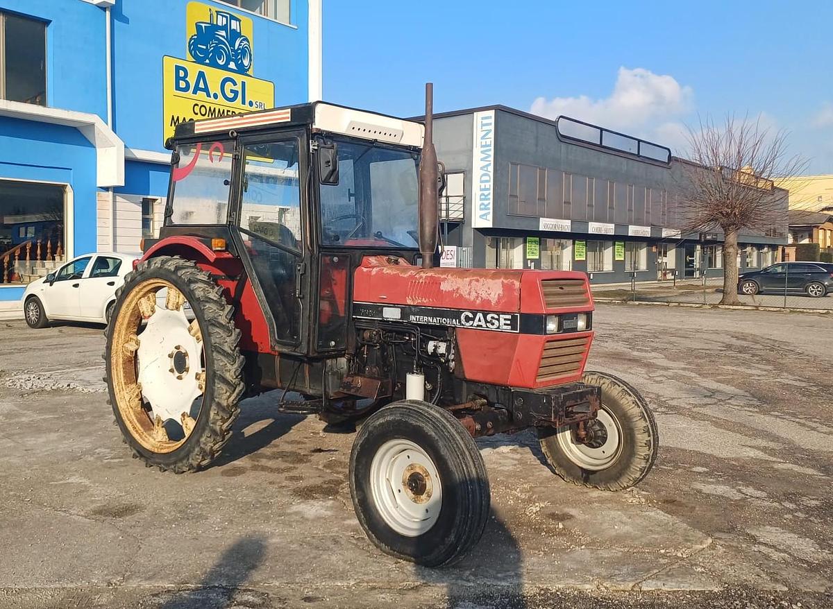 Usato Case International 733- ore 5431- idroguida