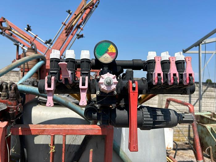 Usato Botte diserbo trainata 8q- barre 12m