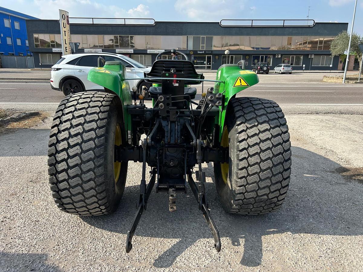 Usato John deere 4600 non stradale