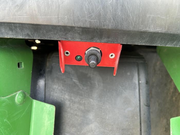 Usato John Deere 6330 con caricatore- freni ad aria 200q