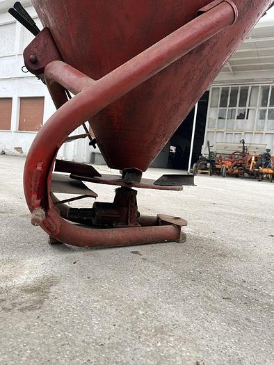 Usato Spandiconcime vari