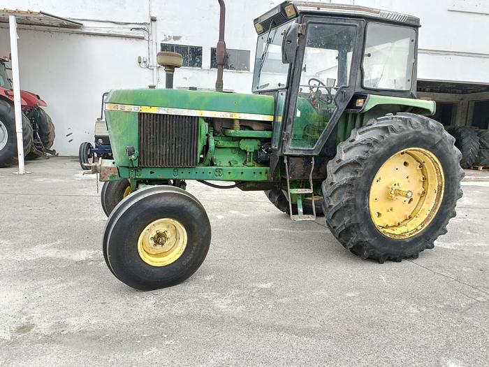 Usato John Deere 4230