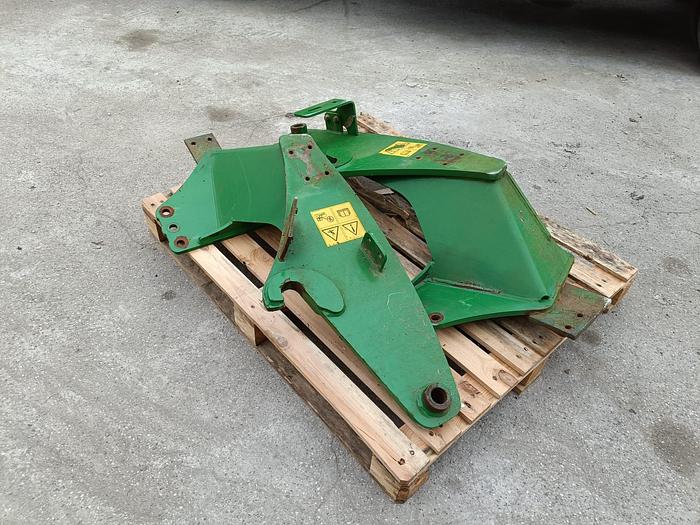 Usato Caricatore John Deere 583 con staffe e joystick