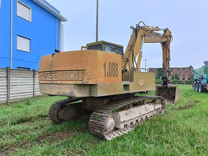 Usato Escavatore cingolato Case Poclain mod. 1088