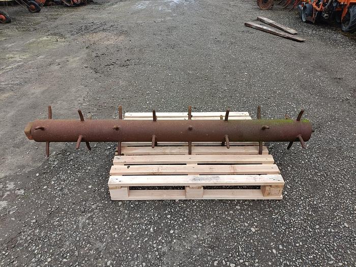 Usato Rullo con spuntoni da 2 metri