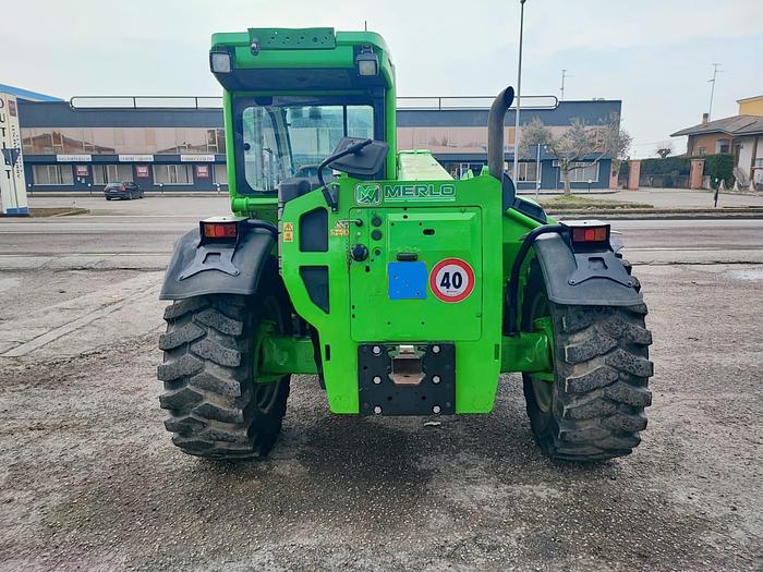Usato Telescopico agricolo Merlo TF 33.9 CS- due sfili