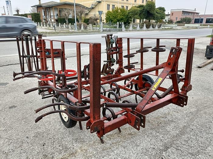 Usato Vibrocoltivatore Marolin da 3,20m-rullo e ruote