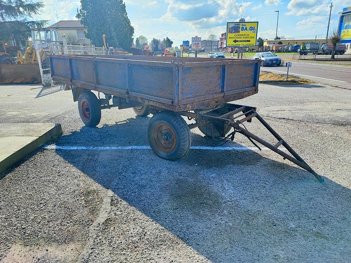 Usato Rimorchio agricolo Chieregato-targa e libretto