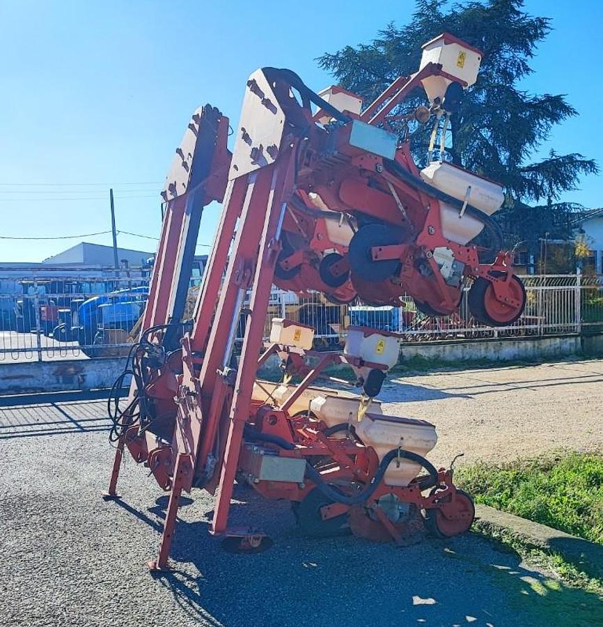 Usato Seminatrice Agricola Italiana 8 file a dischi