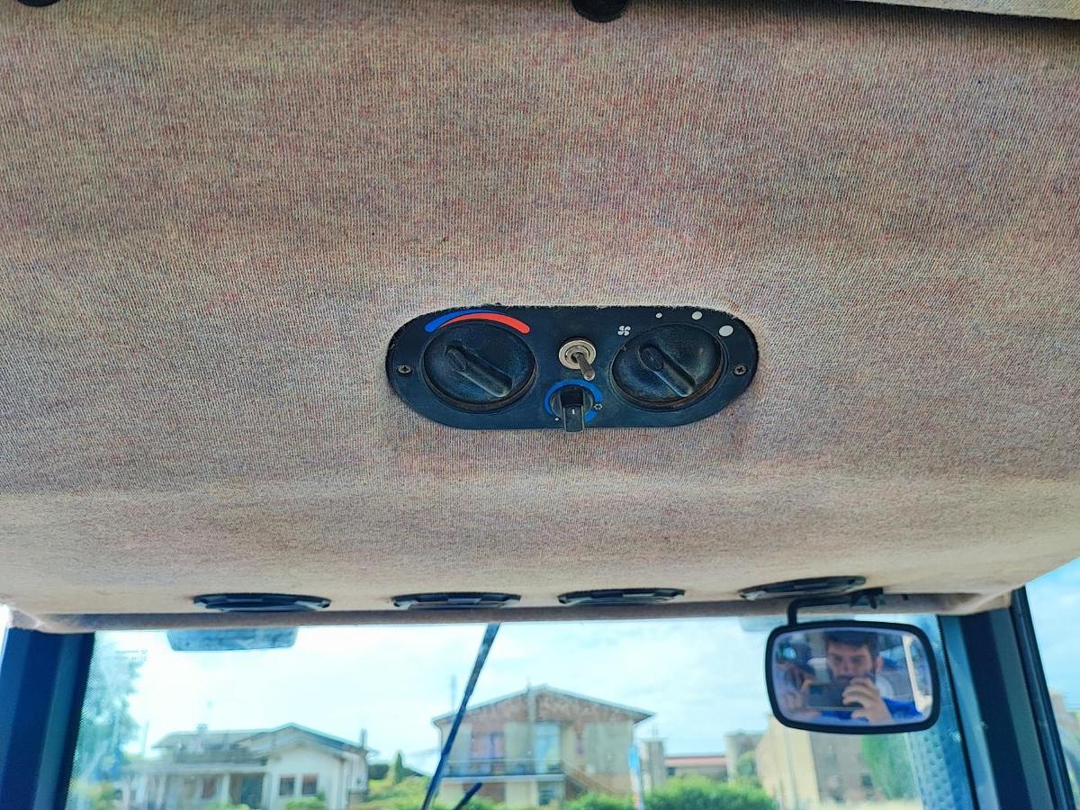 Usato New Holland TLA 100-6000 h