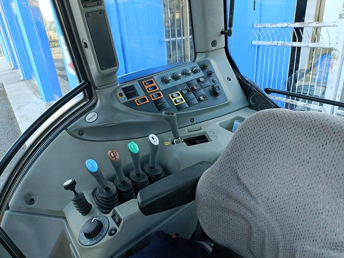 Usato Valtra N92 con caricatore Valtra 45