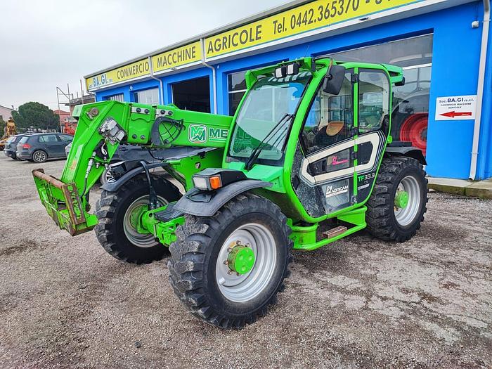Usato Telescopico agricolo Merlo TF 33.9 CS- due sfili