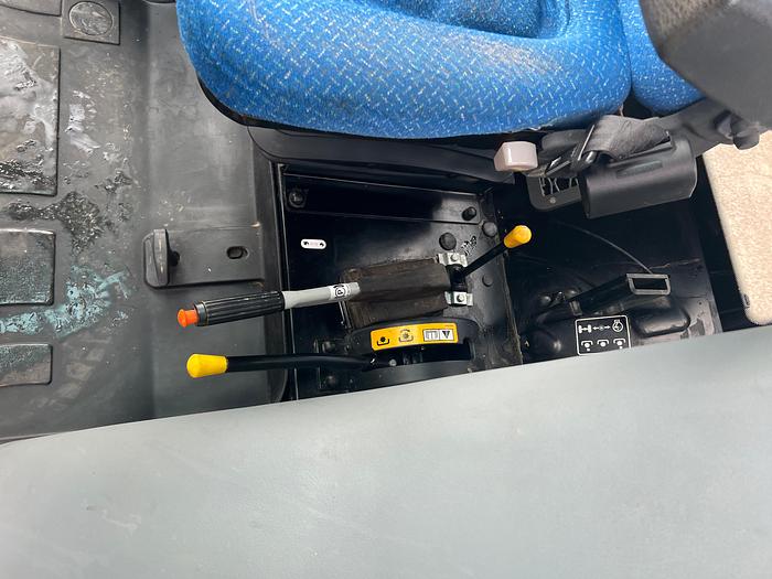 Usato New Holland TD 5.95- ore 3200- anno 2014