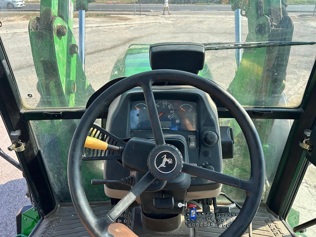 Usato John Deere 5090 M con caricatore JD583