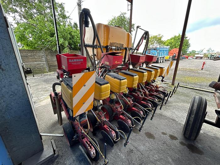 Usato Seminatrice di precisione MaterMacc- 8 file