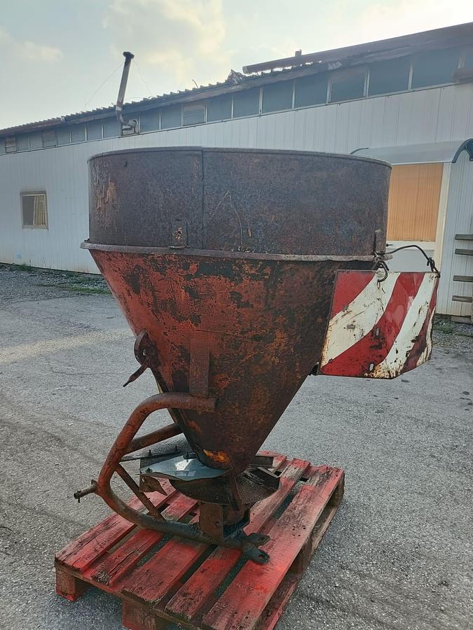 Usato Spandiconcime vari