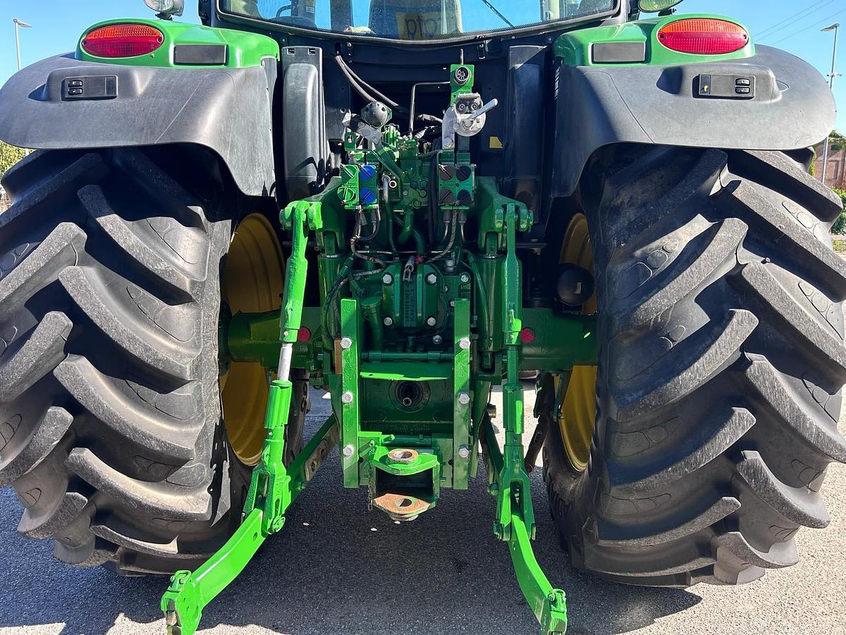Usato John Deere 6150 R- PTO e soll. ant.