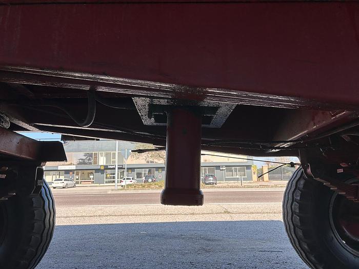 Usato Rimorchio Barbieri trilaterale a 2 assi