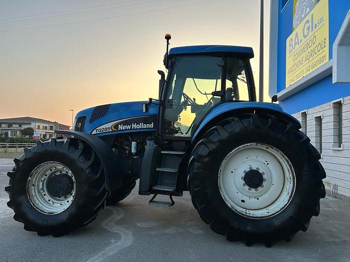 Usato New Holland TG 285 ponte anteriore sospeso- CV 315