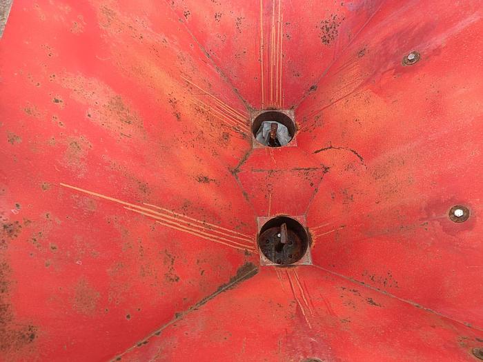 Usato Spandiconcime a doppio girante da 8 quintali