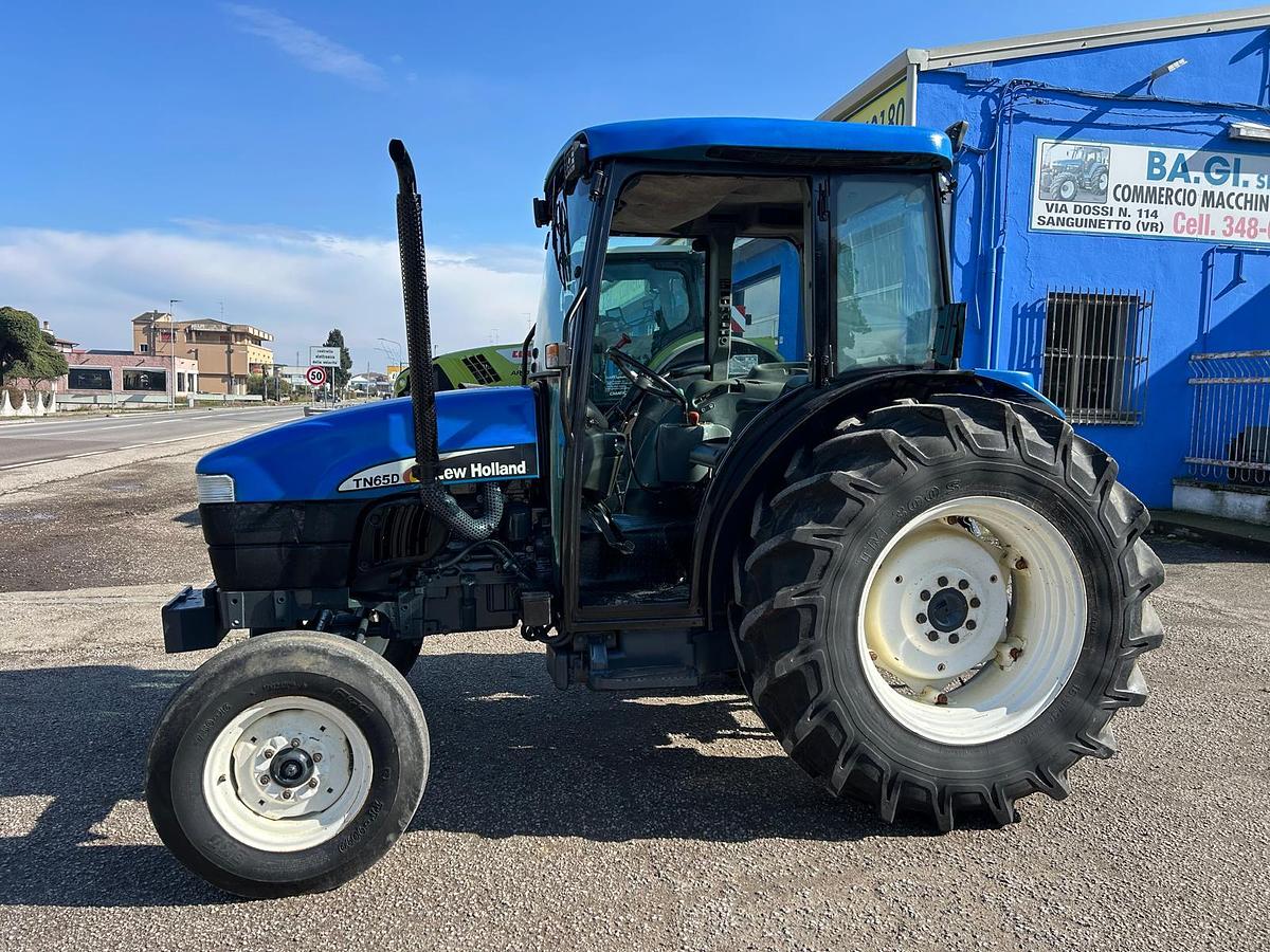 Usato new holland TN 65 D- clima- idroguida