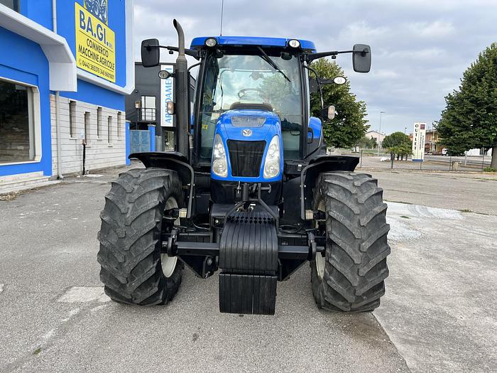 Usato New Holland T 6070 elite- CV 180- anno 2012