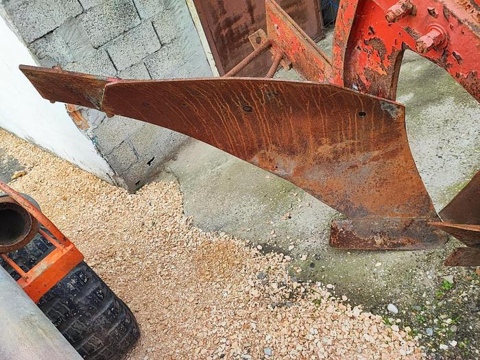 Usato Aratro monovomere Greco da scasso