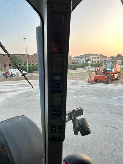 Usato New Holland TG 285 ponte anteriore sospeso- CV 315