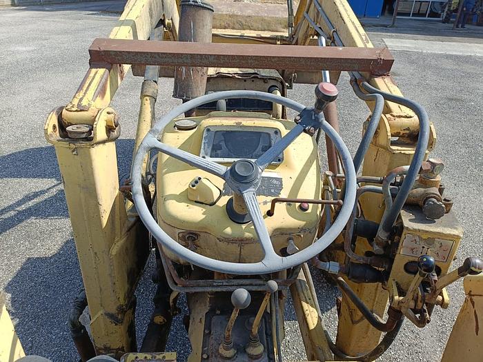 Usato Terna Ford 3 cilindri- idroguida