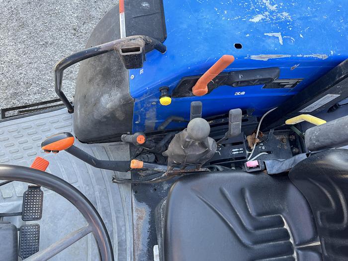 Usato New Holland TL100 A con caricatore SIGMA 4