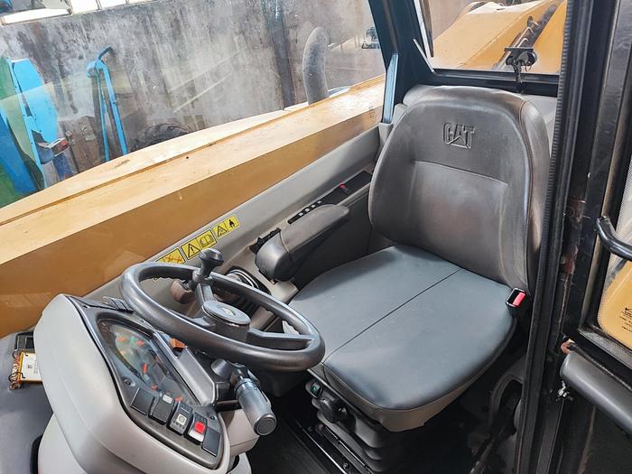 Usato Telescopico Caterpillar TH 330 B- anno 2008