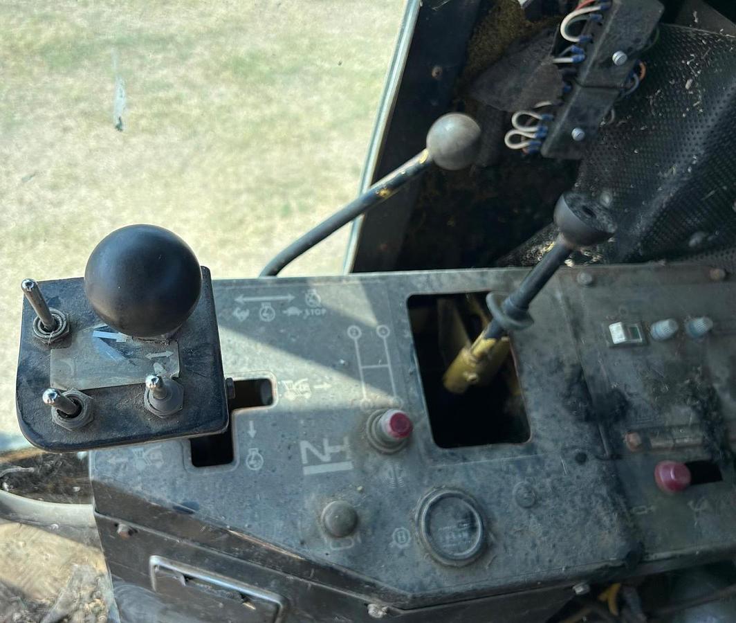 Usato Trincia New Holland 1905 con barra