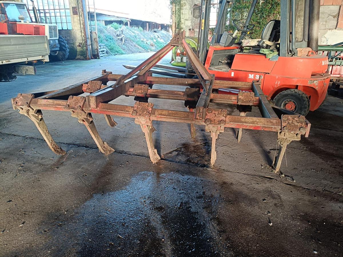 Usato ripuntatore preparatore a 9 ancore 2,50m