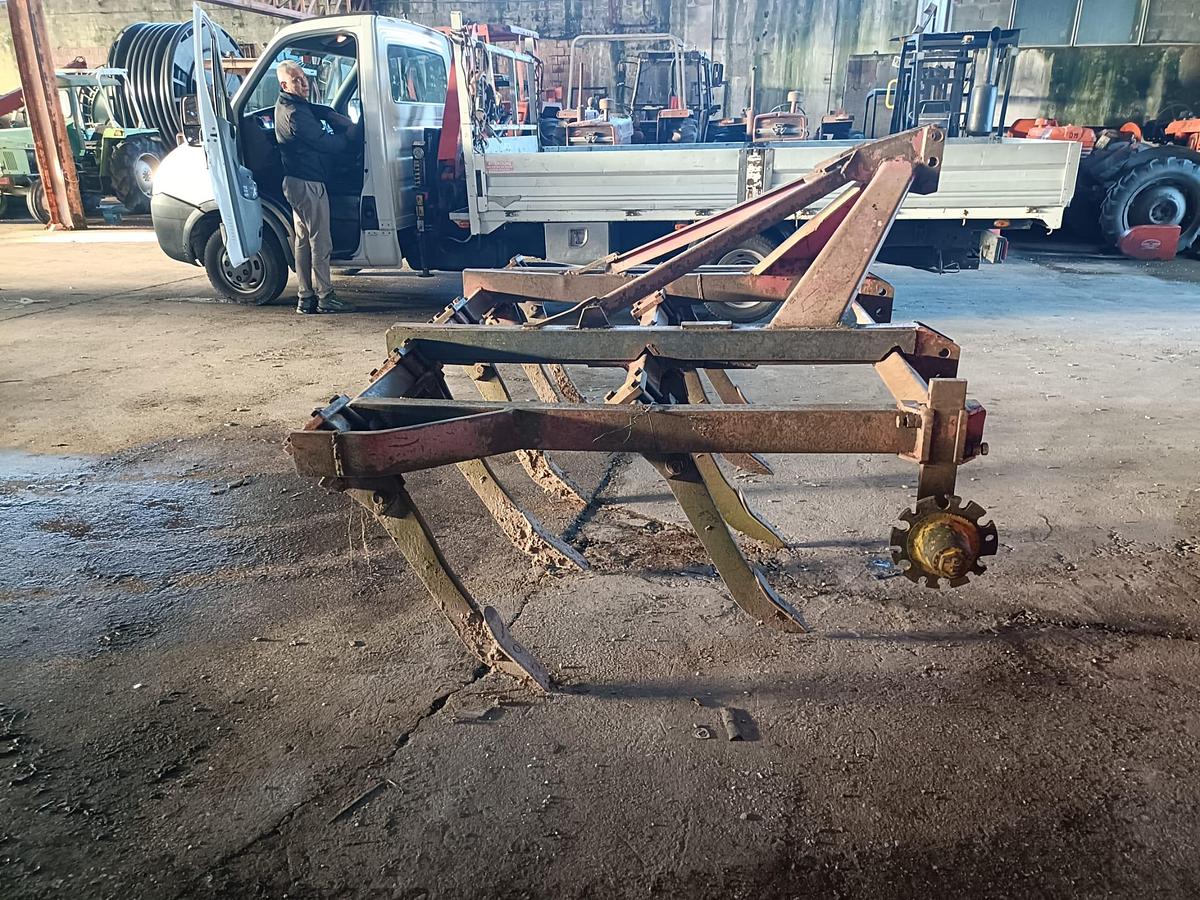 Usato ripuntatore preparatore a 9 ancore 2,50m