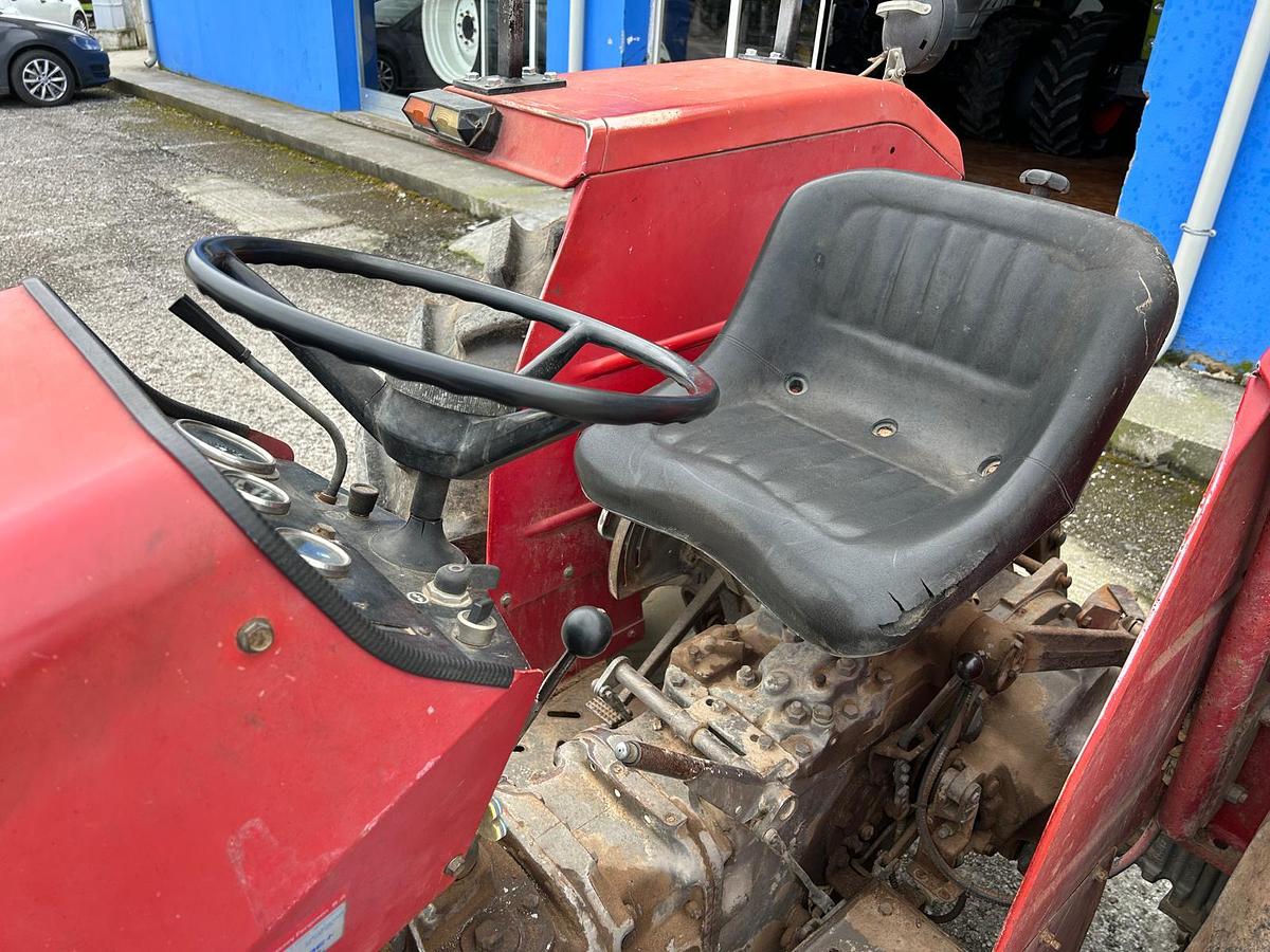 Usato Massey Ferguson 260 con arco di protezione