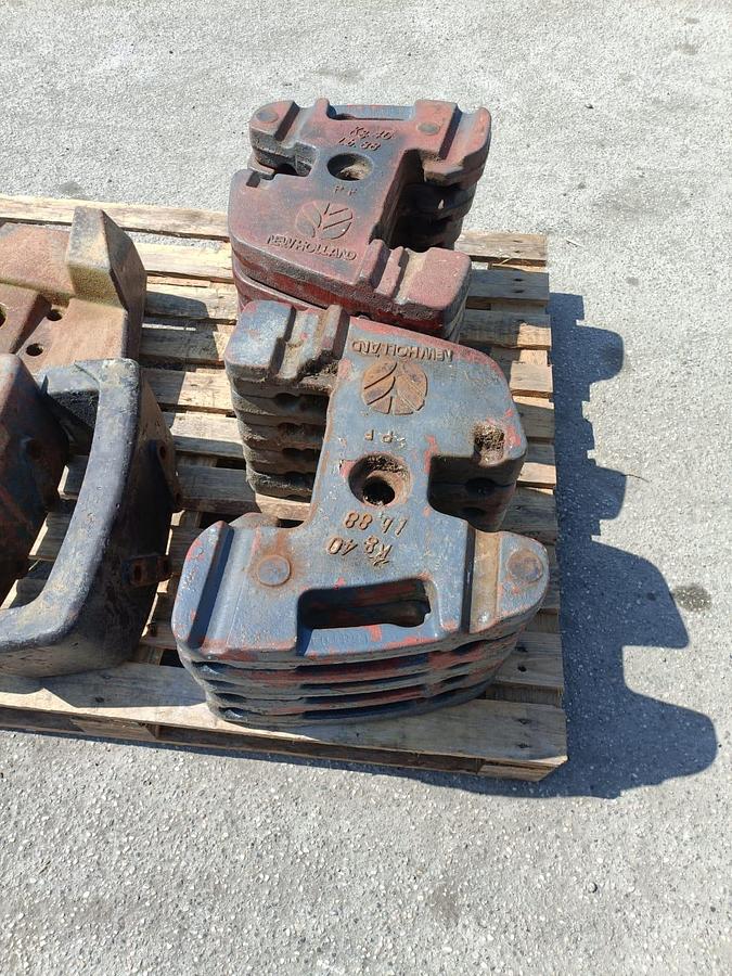 Usato Zavorre e porta zavorre per trattore-diverse marche