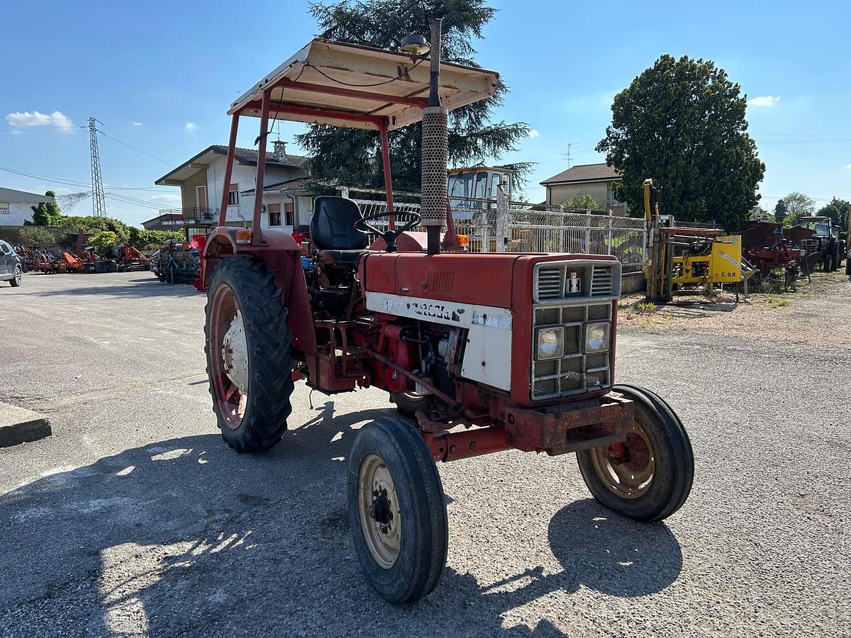 Usato International 633 arco di protezione omologato