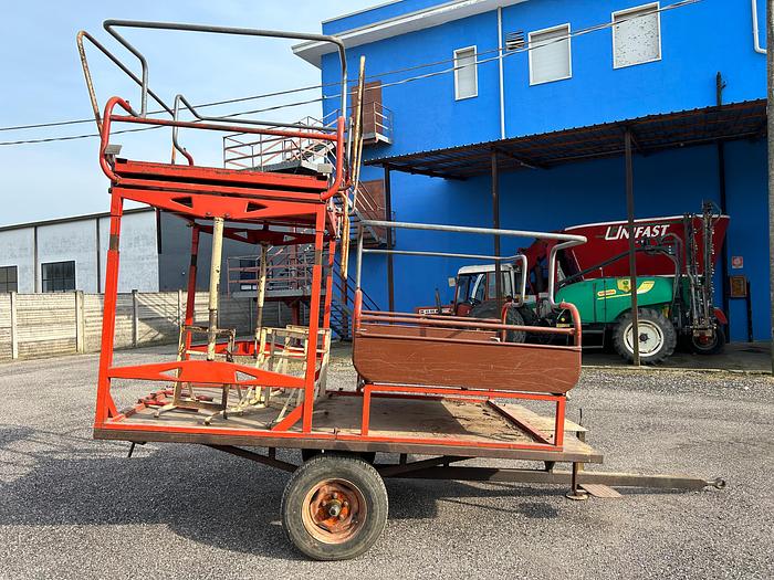 Usato Carro raccolta Marchesi trainato