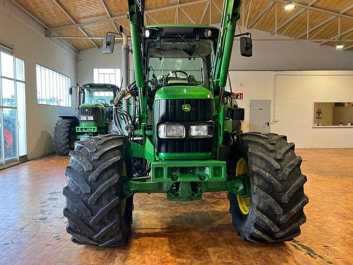 Usato John Deere 6420- caricatore JD 651- ponte sospeso