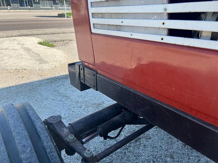 Usato Fiat 880 cabinato 2 ruote CV 88 cilindri 4